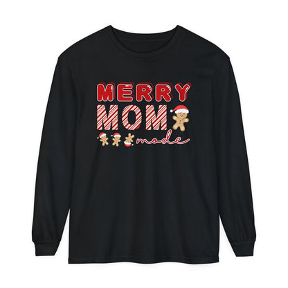 Comfort Colors Garment-Dyed Long Sleeve T-Shirt - 'Merry Mom Mode' Gingerbread Men Tee - Eddy and Rita