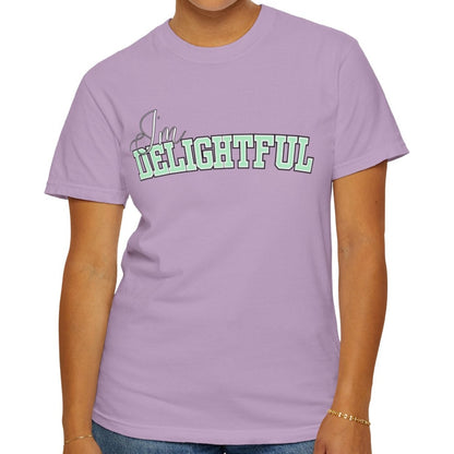 I'm Delightful: Women's Comfort Colors Positive Vibes Tee for Radiant Charm - Eddy and Rita