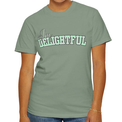 I'm Delightful: Women's Comfort Colors Positive Vibes Tee for Radiant Charm - Eddy and Rita